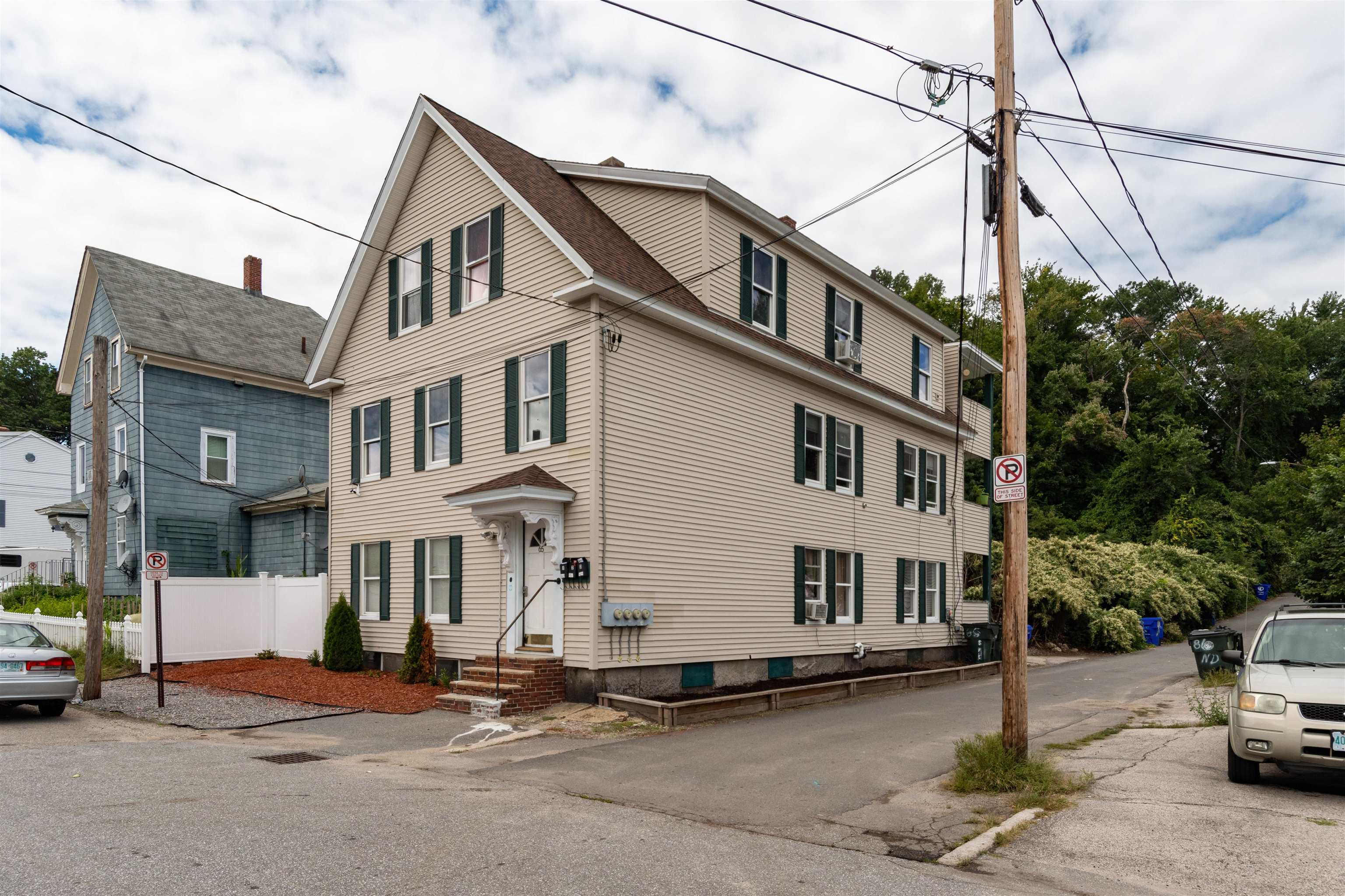 65 Hecker Street Manchester, NH 03102 - Photo 1 of 35 Gallery Image 1