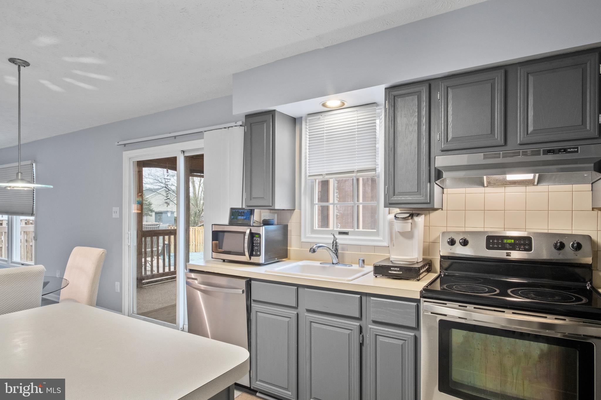 10427 Brackets Ford Circle Manassas, VA 20110 - Photo 24 of 54