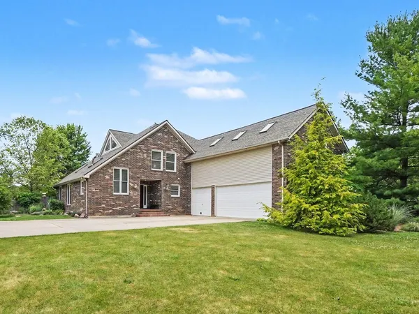 $785,000 | 8698 Warner Road, Saline, MI 48176