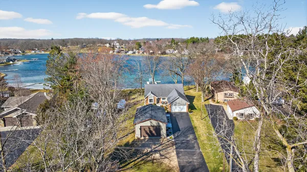 $949,000 | 242 Steves Scenic Drive, Horton, MI 49246