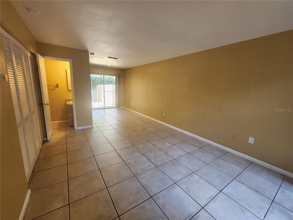 702 Southwest 70th Terrace, Unit B Gainesville, FL 32607 - Photo 25 of 33