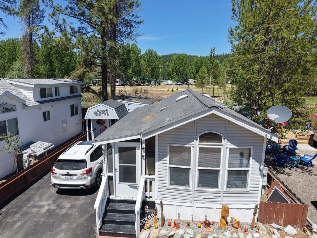 30 A Street Cascade, ID 83611 - Photo 2 of 26 Backs up to City Property