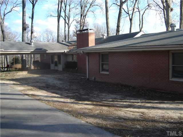 815 Goodwin Road Durham, NC 27712 - Photo 3 of 15 a backyard of a house