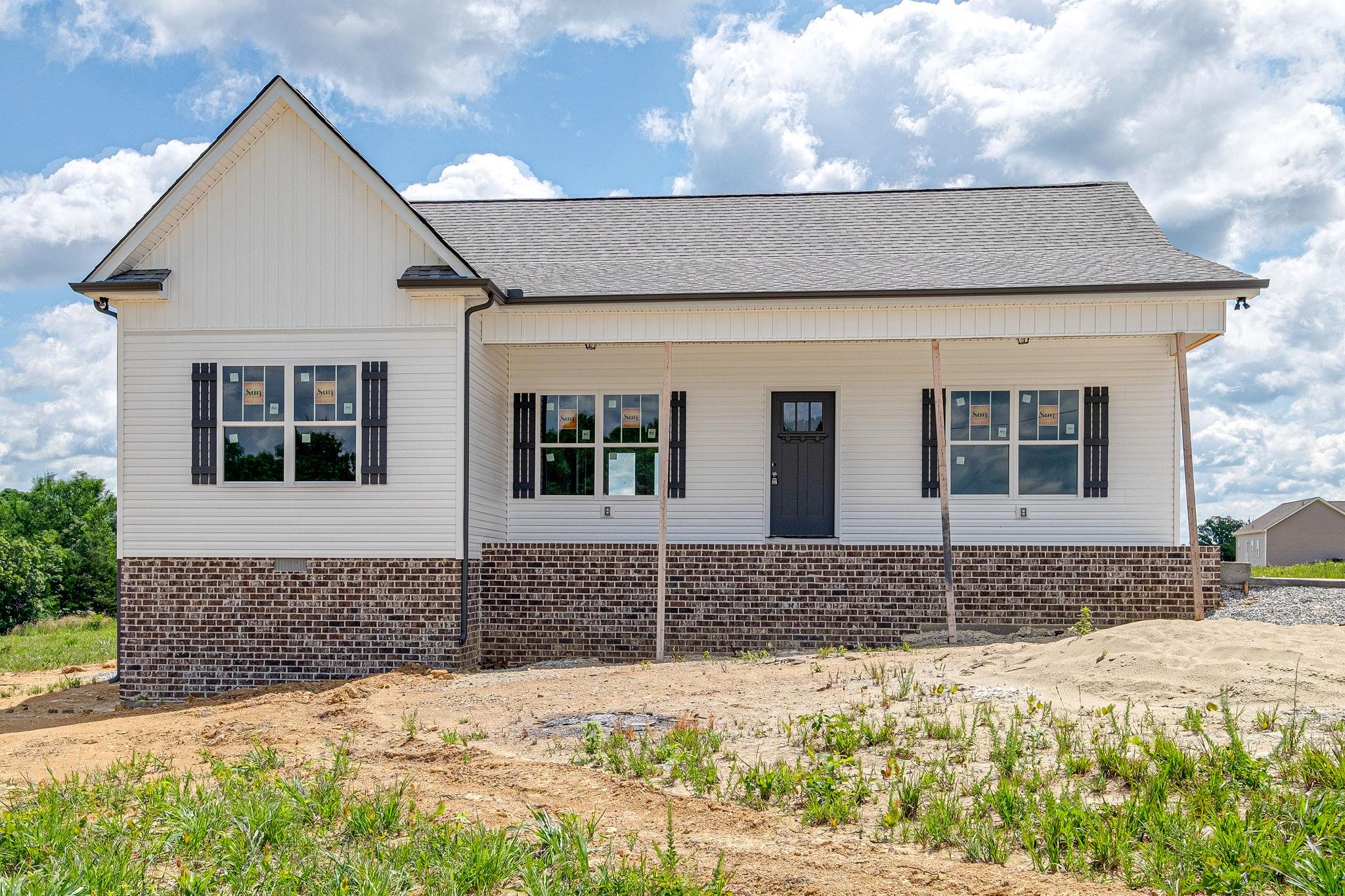 1195 Liberty Road Charlotte, TN 37036 - Photo 1 of 27 BRAND NEW HOME--Modern Farmhouse White!