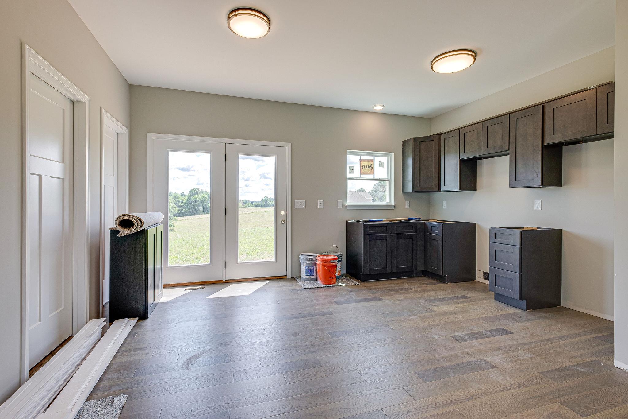 1195 Liberty Road Charlotte, TN 37036 - Photo 7 of 27 Large Kitchen w/ Upgraded Cabinetry