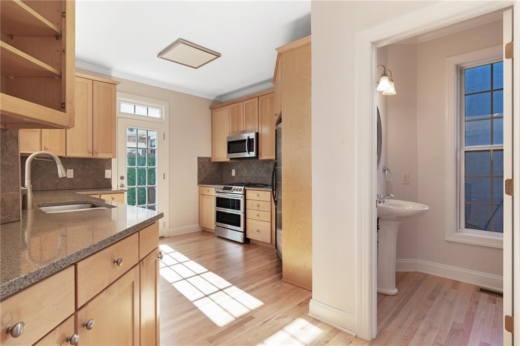 1335 Church Street, Unit C7 Decatur, GA 30030 - Photo 17 of 41