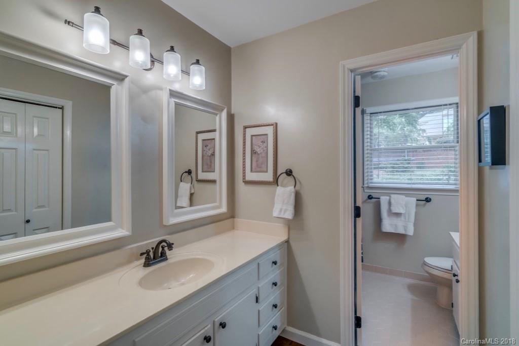 8433 Prince George Road Charlotte, NC 28210 - Photo 14 of 30 Gallery Image 14