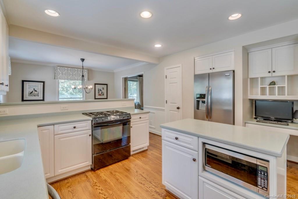 8433 Prince George Road Charlotte, NC 28210 - Photo 5 of 30 Gallery Image 5