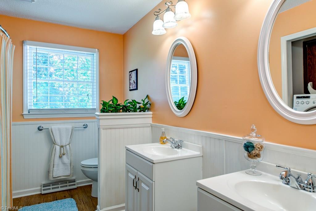 3510 Court Road Winston-Salem, NC 27106 - Photo 18 of 27 Hall Bath