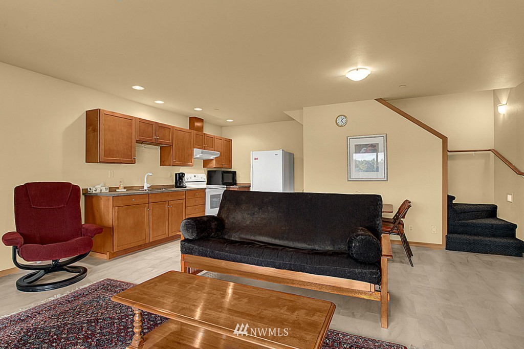 11807 Larson Road Anderson Island, WA 98303 - Photo 14 of 15 Gallery Image 14