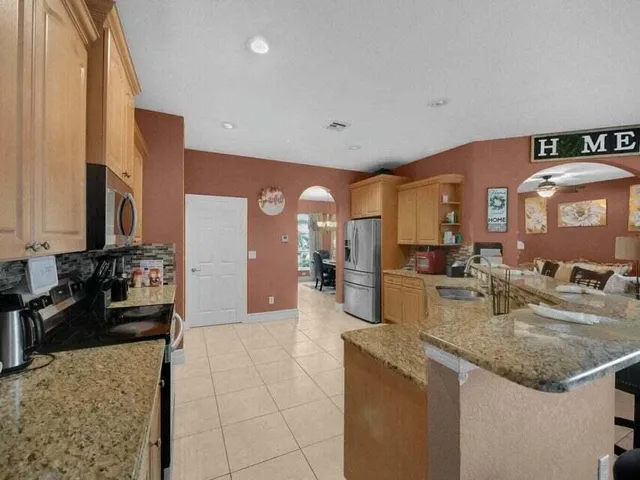 $3,250 | 1371 Southwest Halford Avenue, Port St. Lucie, FL 34953