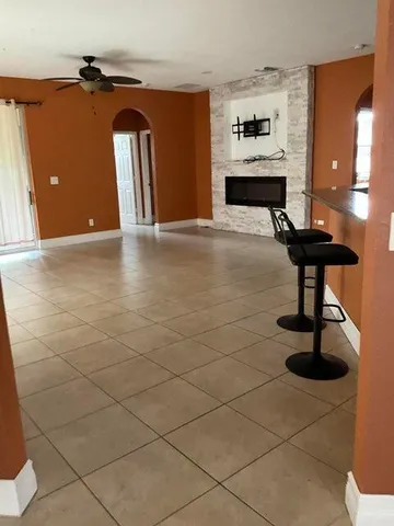 $3,250 | 1371 Southwest Halford Avenue, Port St. Lucie, FL 34953