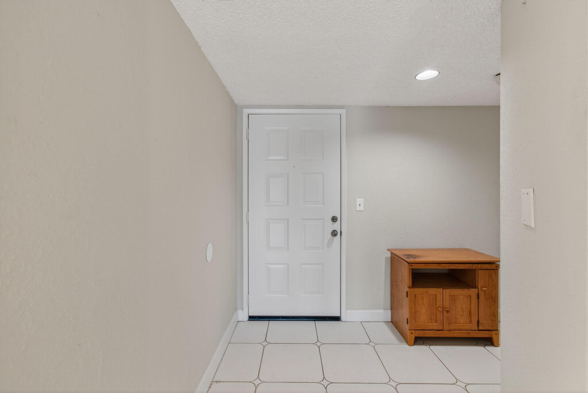 7340 Amberly Lane, Unit 101 Delray Beach, FL 33446 - Photo 11 of 90 10-web-or-mls-DSC_5555