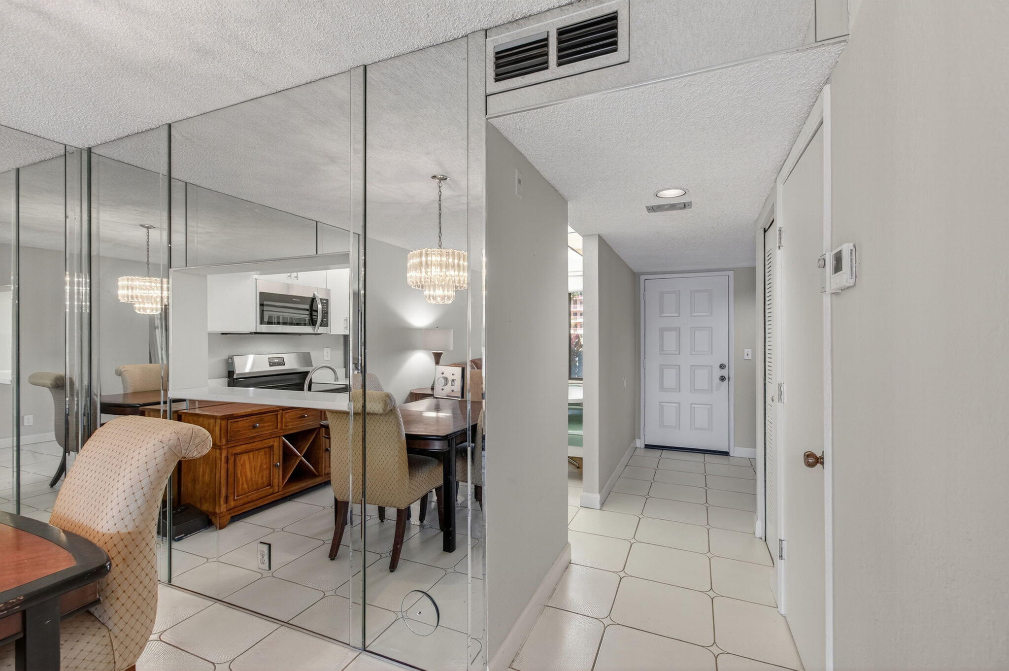 7340 Amberly Lane, Unit 101 Delray Beach, FL 33446 - Photo 24 of 90 24-web-or-mls-DSC_5678