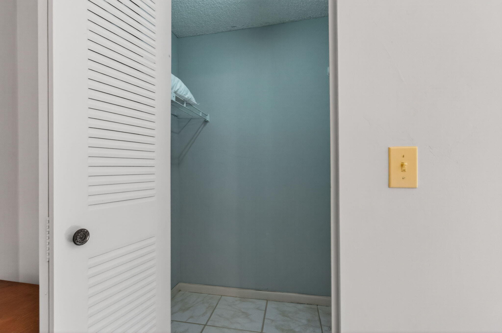 7340 Amberly Lane, Unit 101 Delray Beach, FL 33446 - Photo 37 of 90 37-web-or-mls-DSC_5786