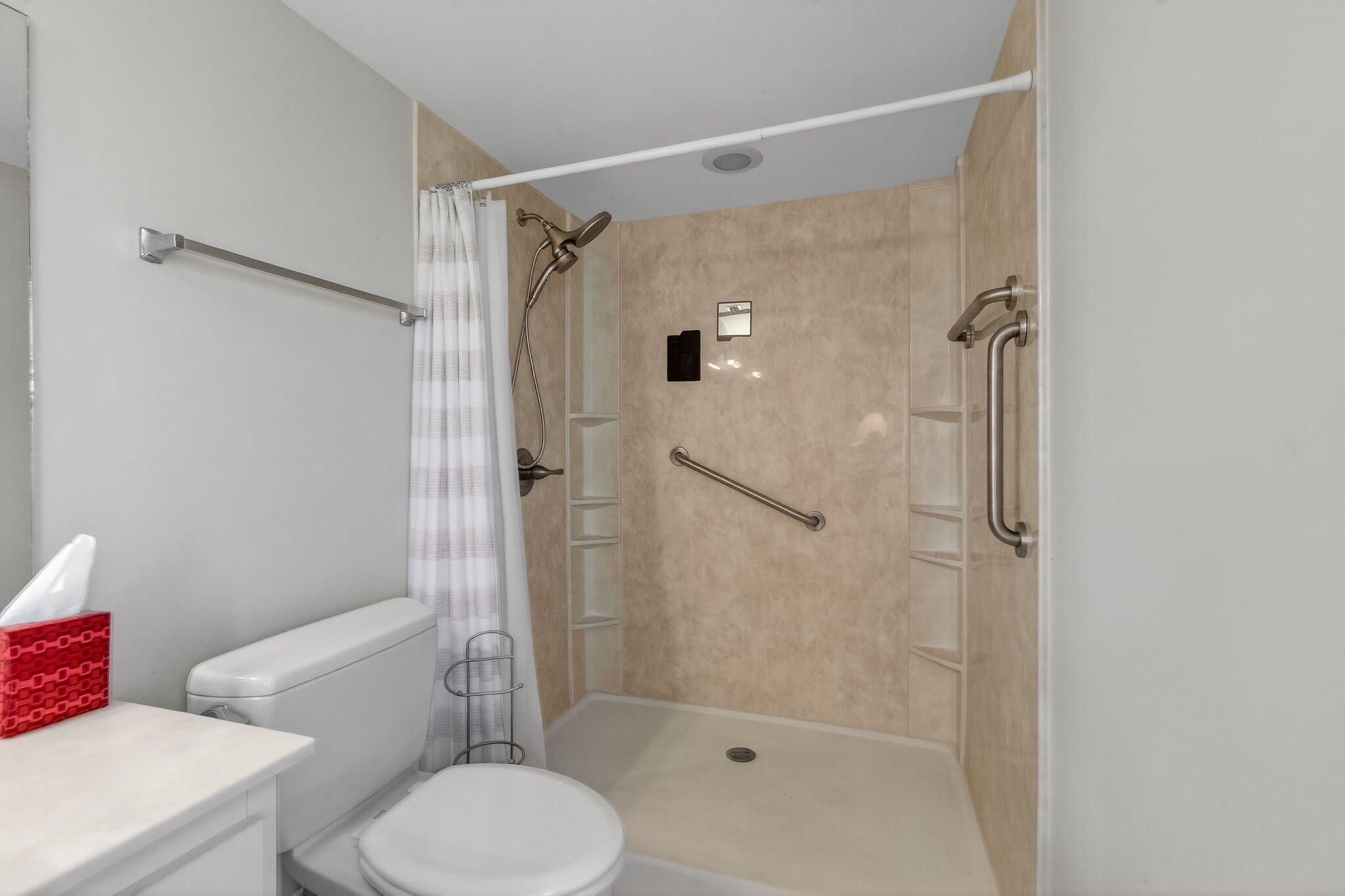 7340 Amberly Lane, Unit 101 Delray Beach, FL 33446 - Photo 42 of 90 42-web-or-mls-DSC_5833