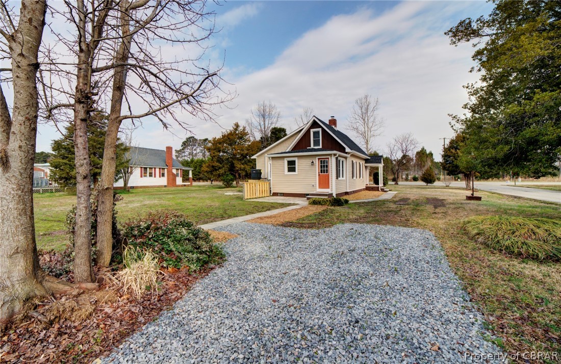 2494 Perrin Creek Road Hayes, VA 23072 - Photo 4 of 35 Gallery Image 4