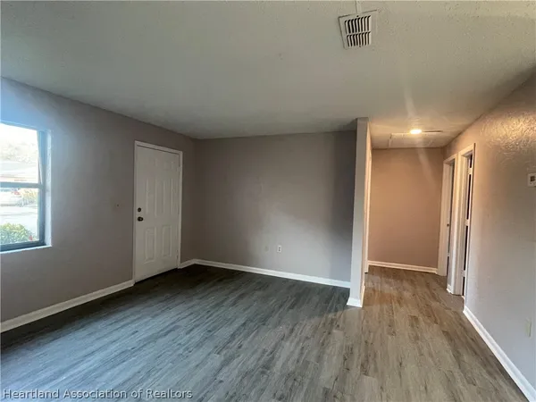 $1,100 | 493 Las Palmas Circle, Unit 668, Avon Park, FL 33825