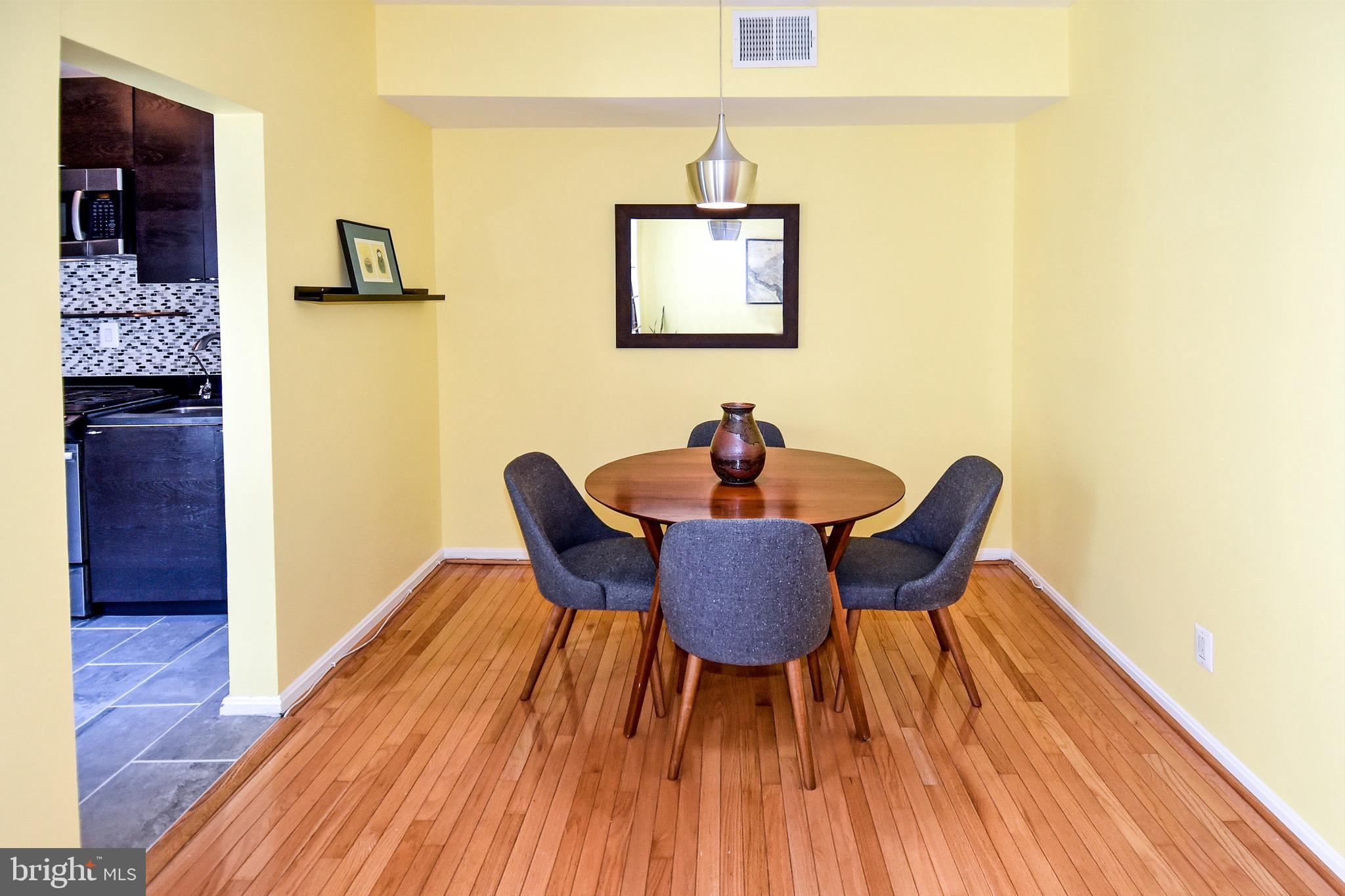 1669 Columbia Road Northwest, Unit 409 Washington, DC 20009 - Photo 17 of 47 Dining Area