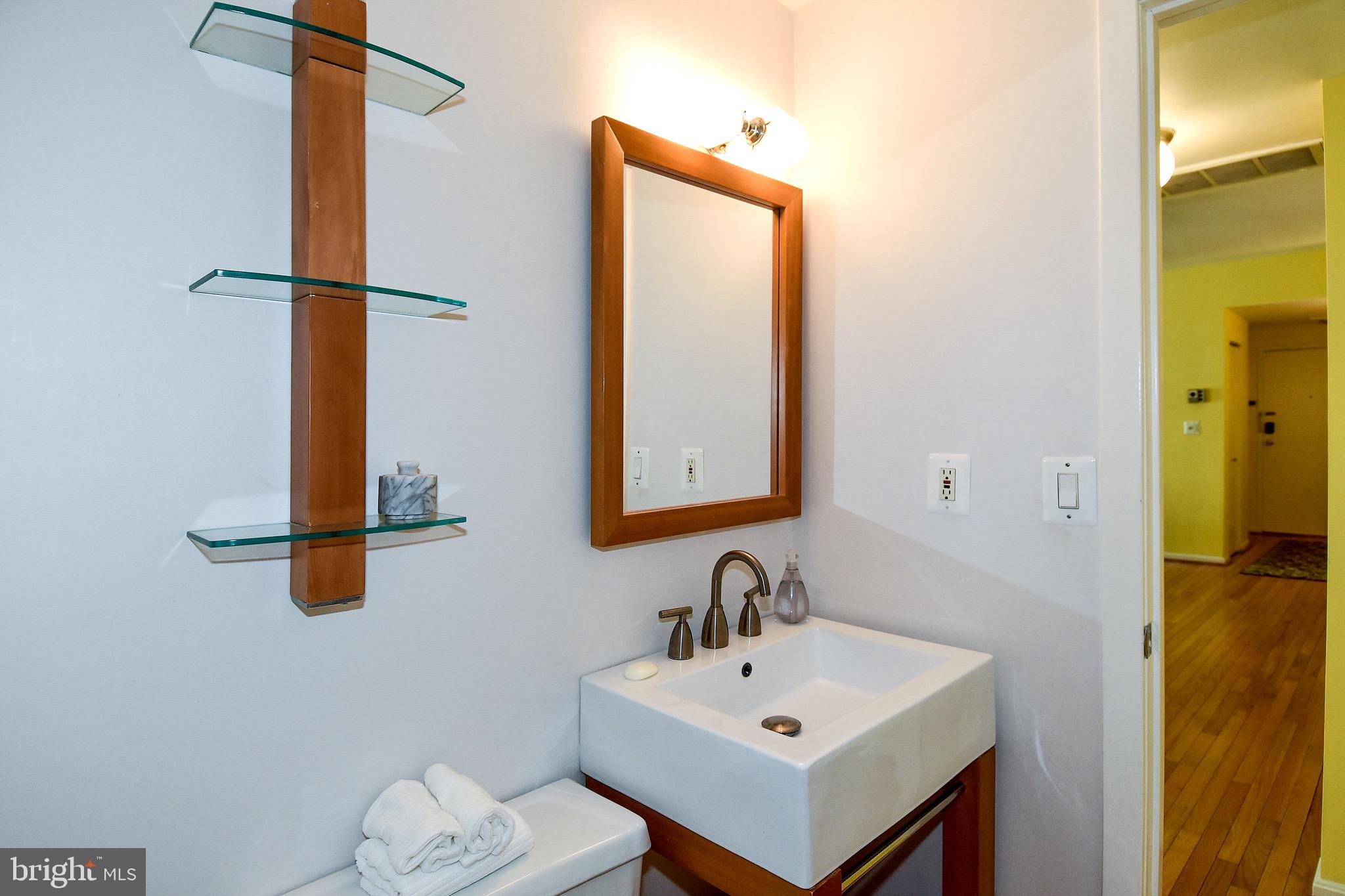 1669 Columbia Road Northwest, Unit 409 Washington, DC 20009 - Photo 22 of 47