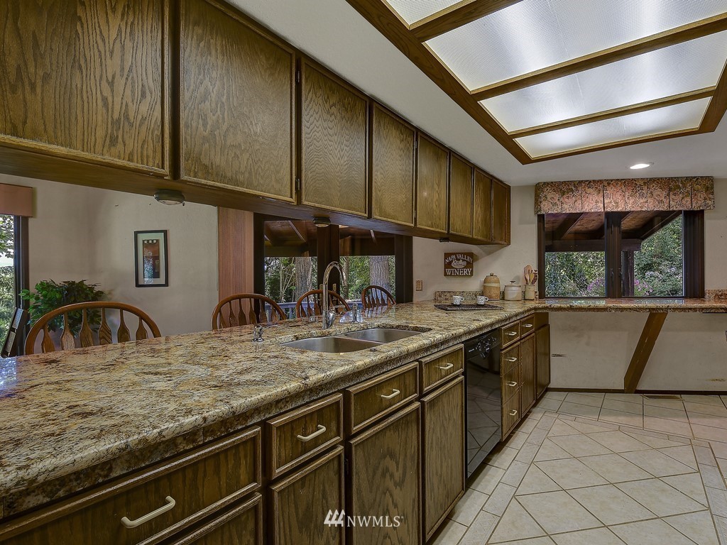 15407 Southeast 112th Street Renton, WA 98059 - Photo 13 of 40 Gallery Image 13