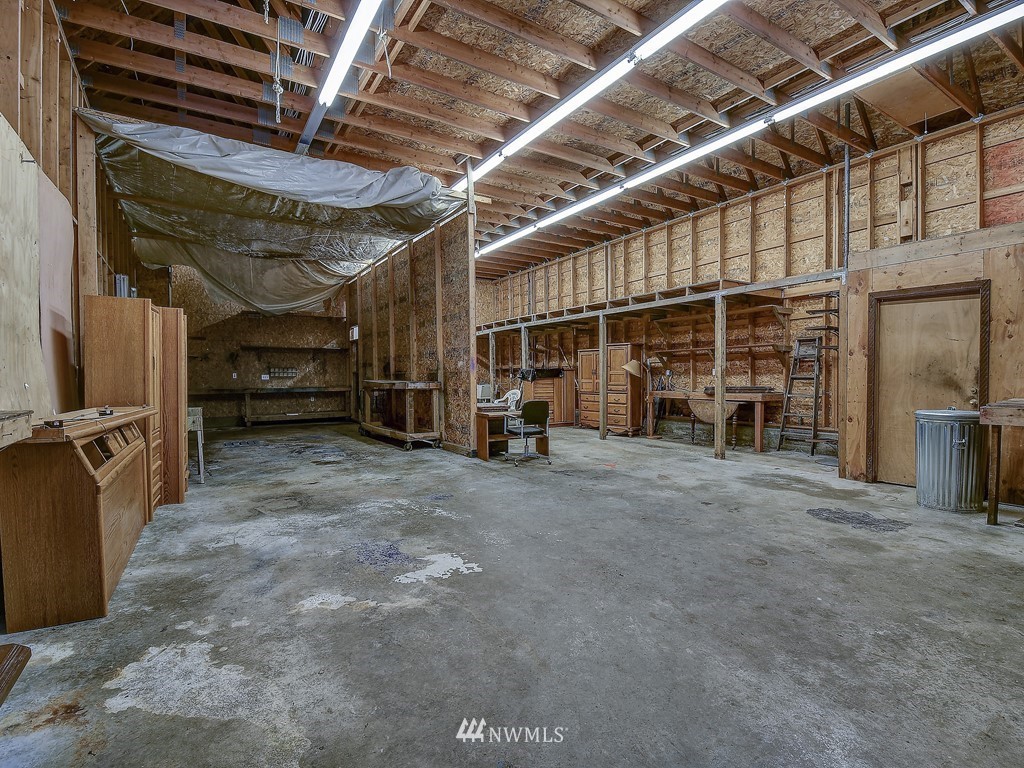 15407 Southeast 112th Street Renton, WA 98059 - Photo 31 of 40 Gallery Image 31