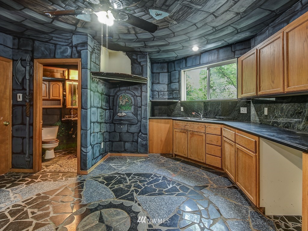 15407 Southeast 112th Street Renton, WA 98059 - Photo 32 of 40 Gallery Image 32