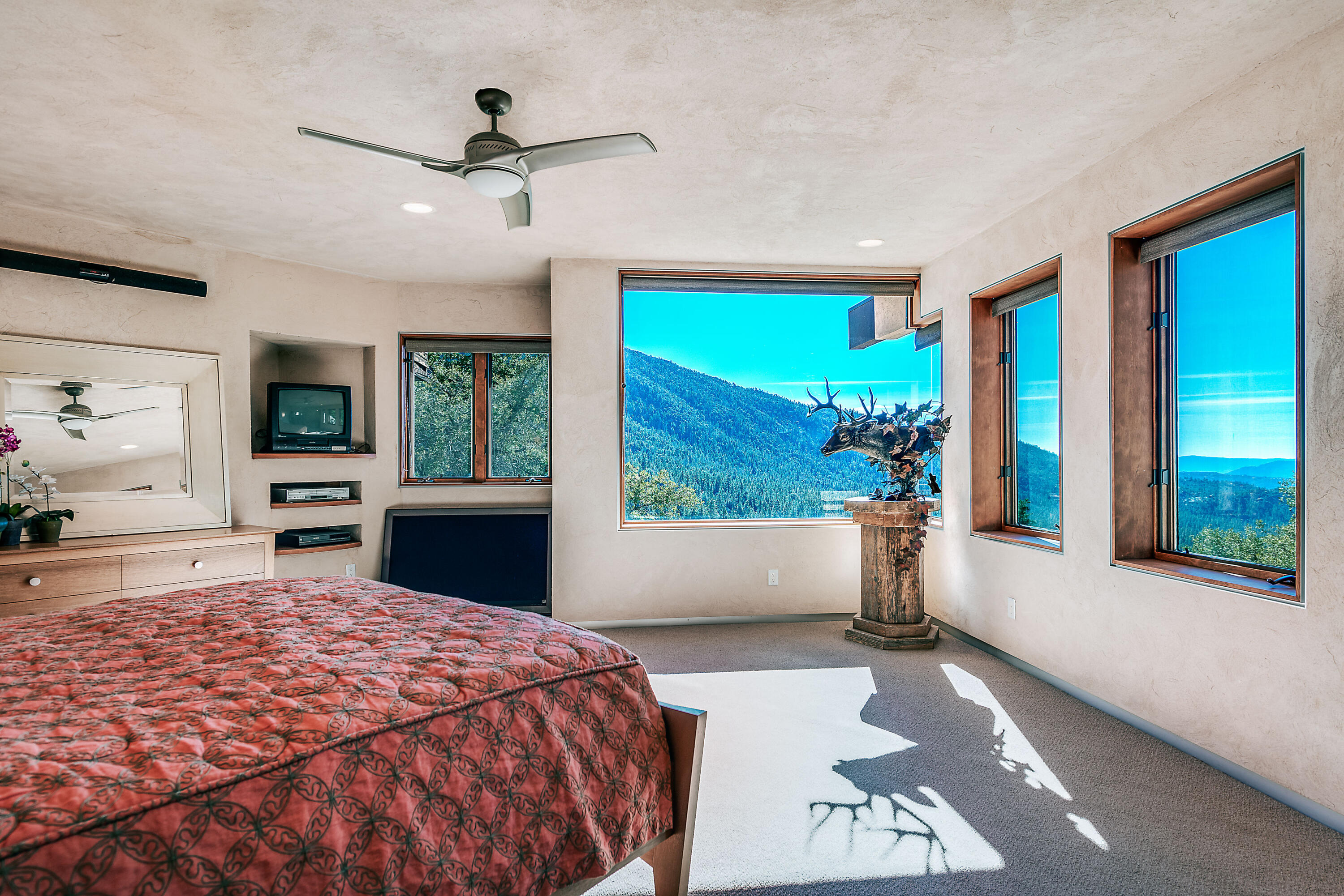 55290 Forest Haven Drive Idyllwild, CA 92549 - Photo 35 of 68 039_039_finals_55290_forest_haven_cochra