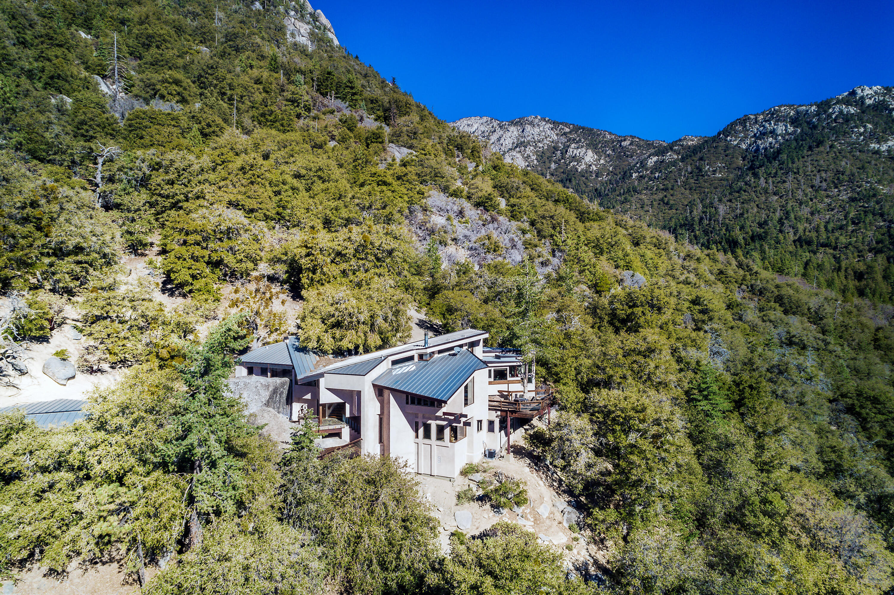 55290 Forest Haven Drive Idyllwild, CA 92549 - Photo 61 of 68 064_064_finals_55290_forest_haven_cochra