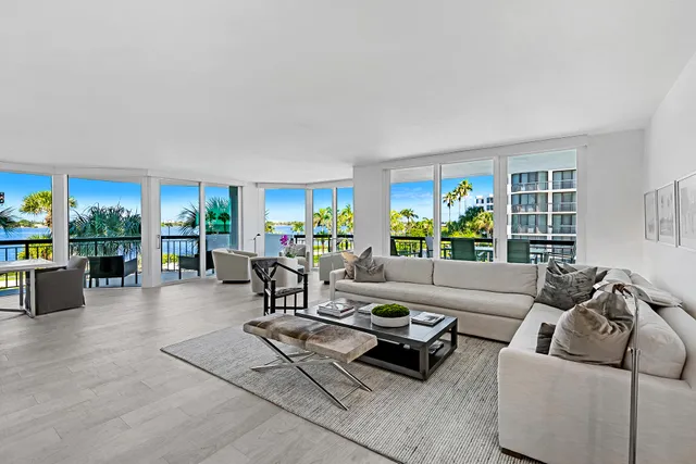 $3,150,000 | 3140 South Ocean Boulevard, Unit 307S, Palm Beach, FL 33480