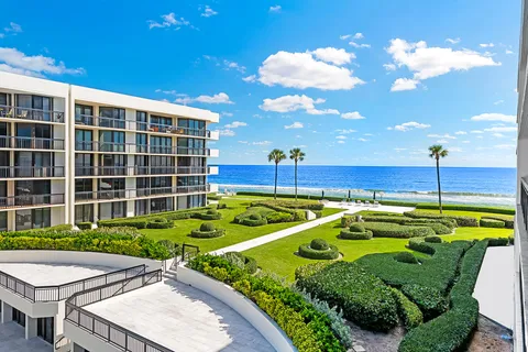$2,995,000 | 3140 South Ocean Boulevard, Unit 307S, Palm Beach, FL 33480