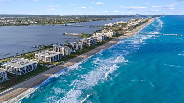 $3,150,000 | 3140 South Ocean Boulevard, Unit 307S, Palm Beach, FL 33480