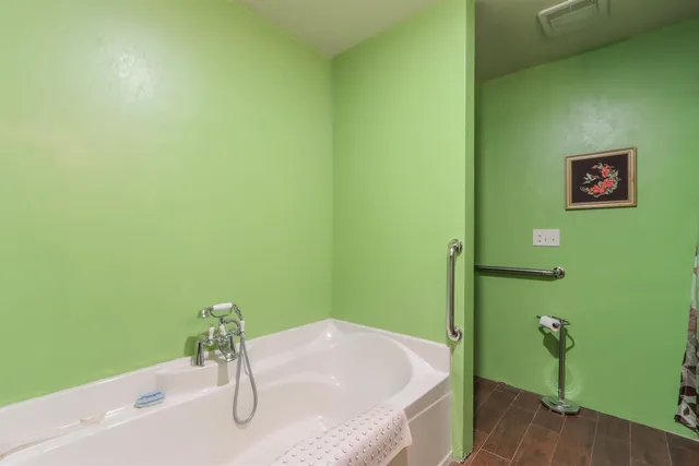 $425,000 | E2303 Aasen Road, Iola, WI 54945