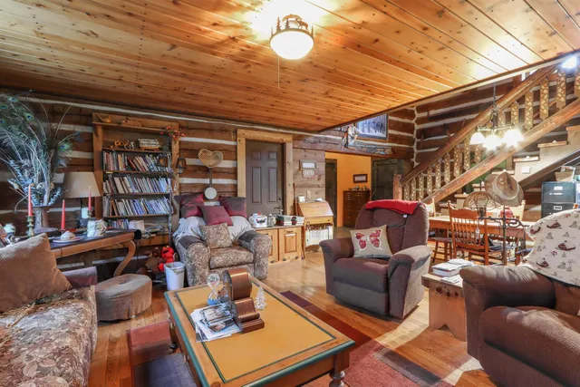 $425,000 | E2303 Aasen Road, Iola, WI 54945