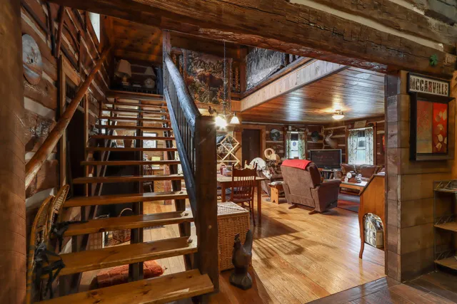 $425,000 | E2303 Aasen Road, Iola, WI 54945