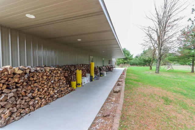 $425,000 | E2303 Aasen Road, Iola, WI 54945