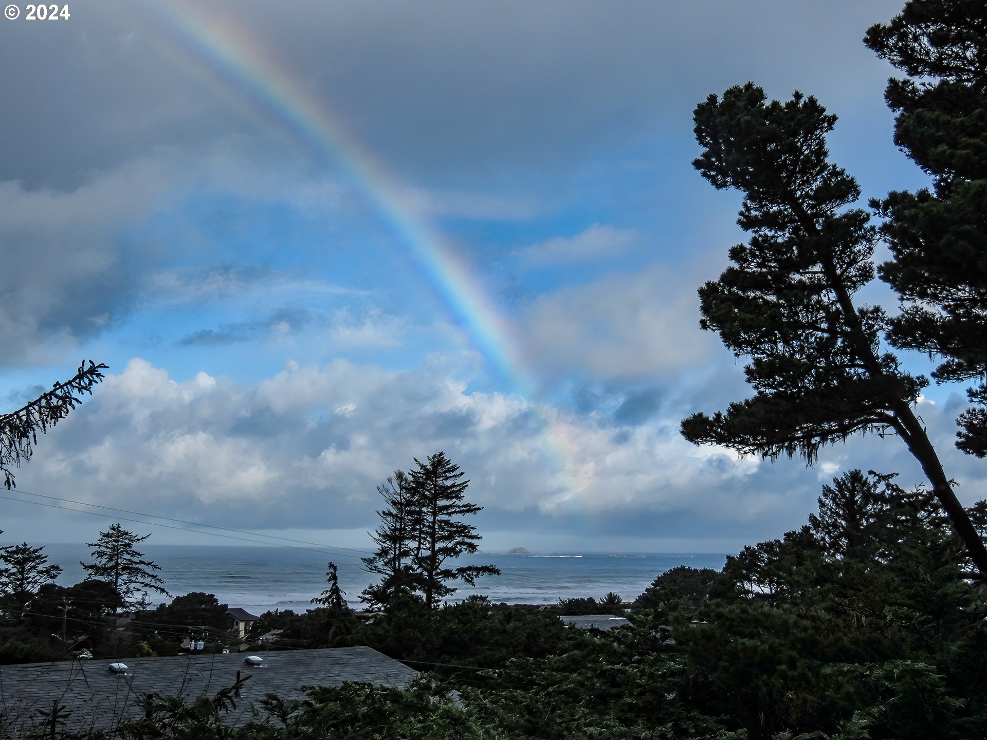 29280 Lacy Street Gold Beach, OR 97444 - Photo 11 of 38 a view of a lake