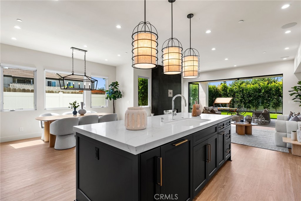 161 Cecil Place, Unit A Costa Mesa, CA 92627 - Photo 17 of 63