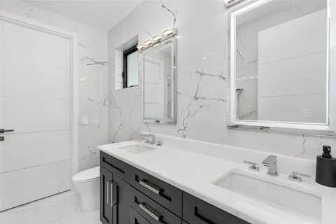 $5,995,000 | 5951 Northwest 72nd Way, Parkland, FL 33067