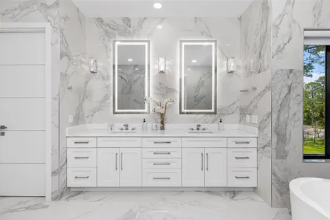 $5,995,000 | 5951 Northwest 72nd Way, Parkland, FL 33067