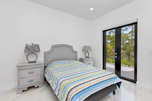 $5,745,000 | 5951 Northwest 72nd Way, Parkland, FL 33067