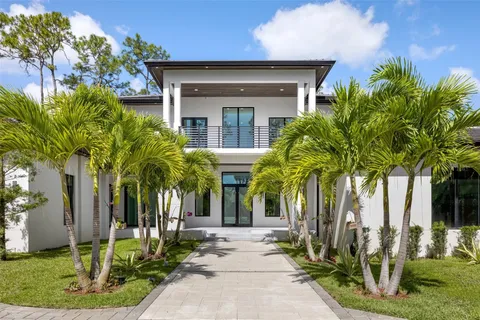 $5,995,000 | 5951 Northwest 72nd Way, Parkland, FL 33067
