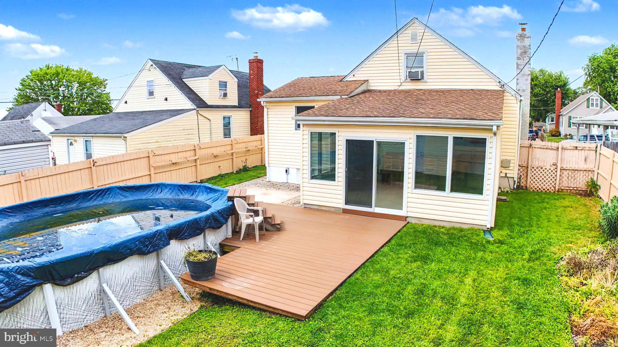 2623 Ambler Road Baltimore, MD 21222 - Photo 32 of 46 Sun Room & Deck