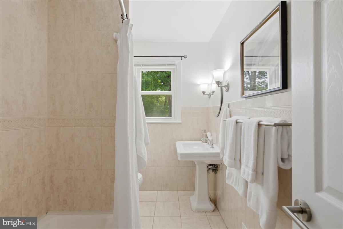 8915 Battery Road Alexandria, VA 22308 - Photo 32 of 55 Gallery Image 32