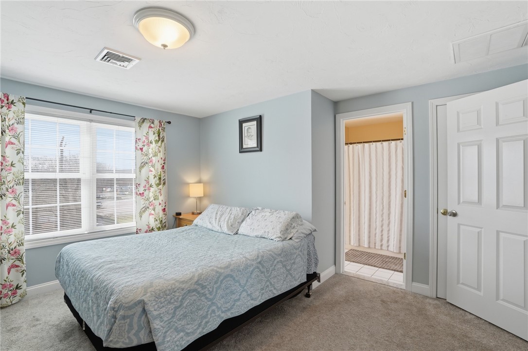 272 Cass Avenue, Unit 3 Woonsocket, RI 02895 - Photo 24 of 42