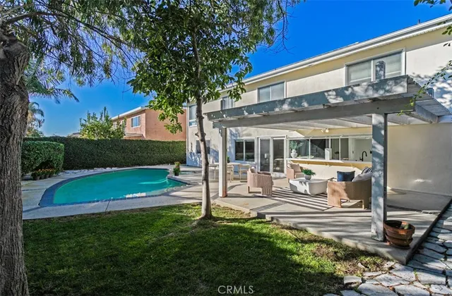 $2,377,777 | 9882 Kings Canyon Drive, Huntington Beach, CA 92646