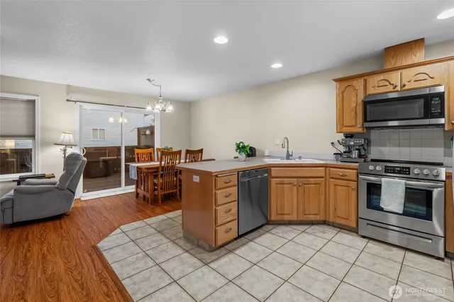 $435,000 | 8424 14th Avenue Southeast, Olympia, WA 98513