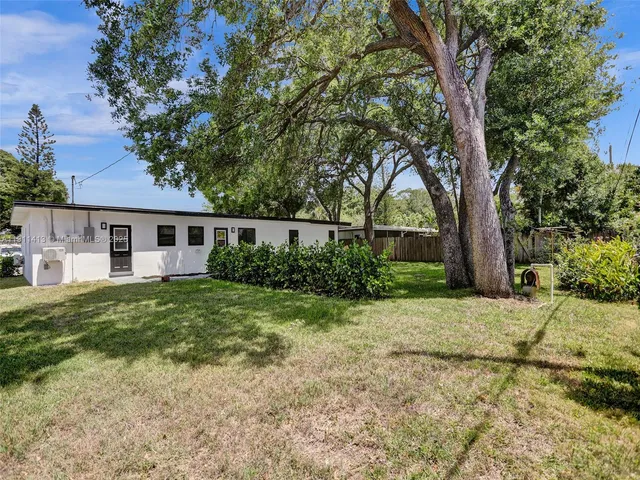 $749,799 | 950 Southwest 29th Street, Fort Lauderdale, FL 33315