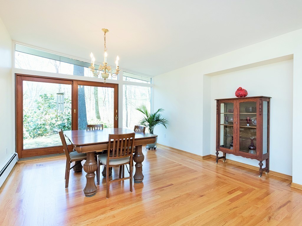 62 Beaver Pond Road Lincoln, MA 01773 - Photo 4 of 24
