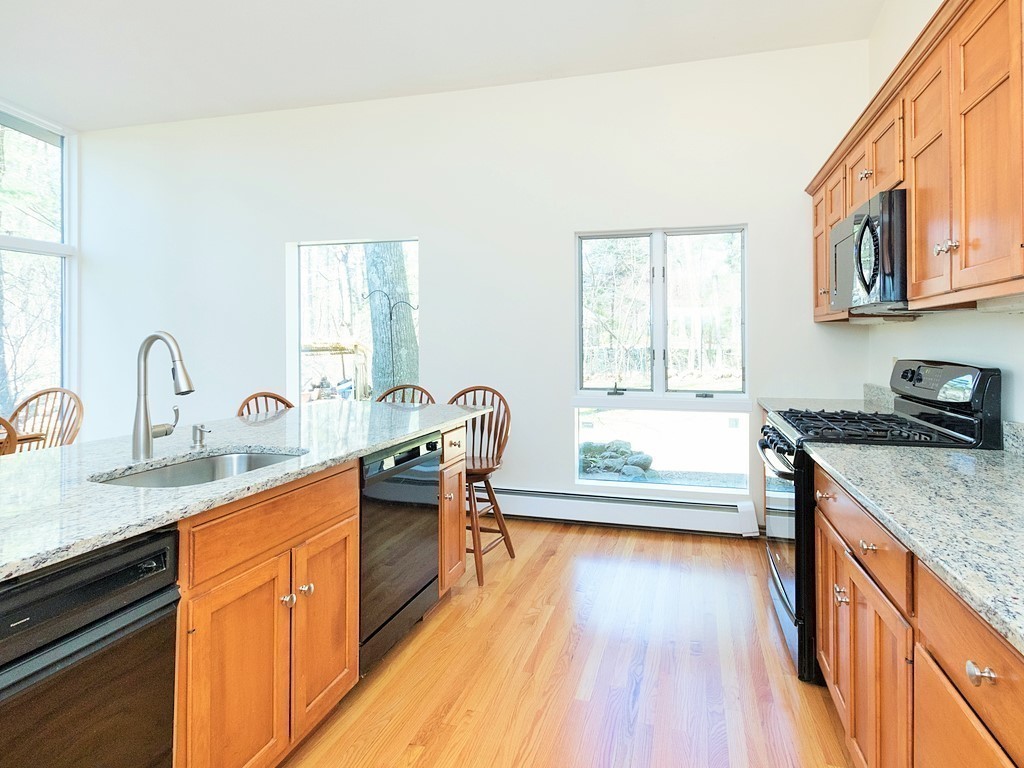 62 Beaver Pond Road Lincoln, MA 01773 - Photo 7 of 24